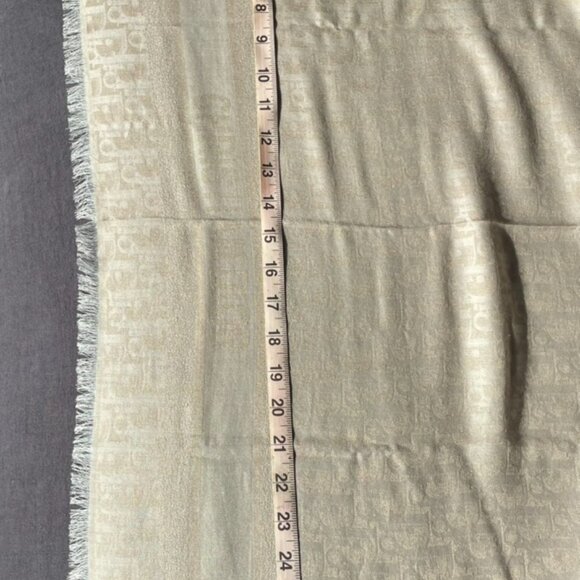BRAND NEW Dior luxury scarf: beige/cream/gold - Picture 7 of 14